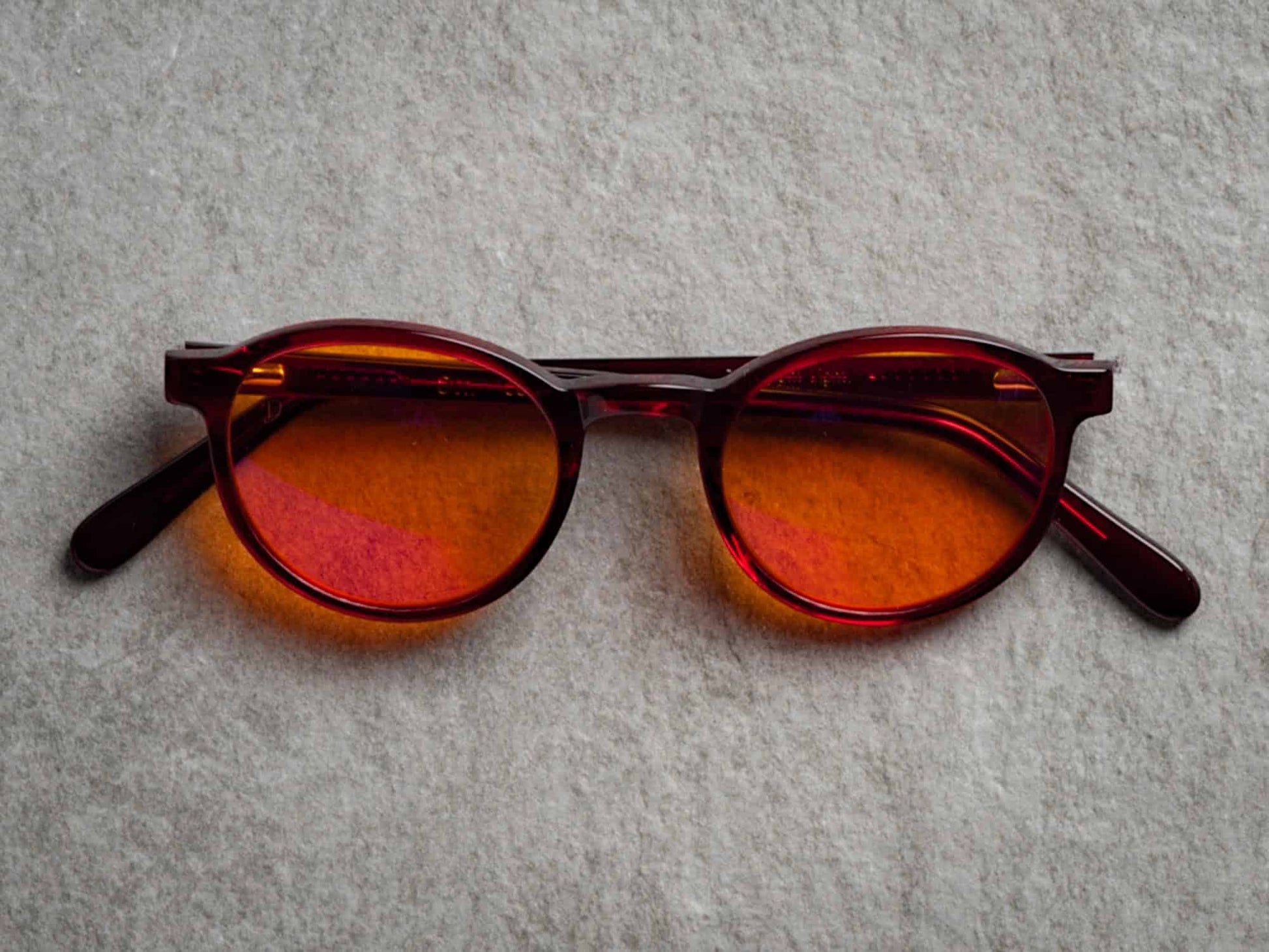 Ott / Crimson / Dusk
