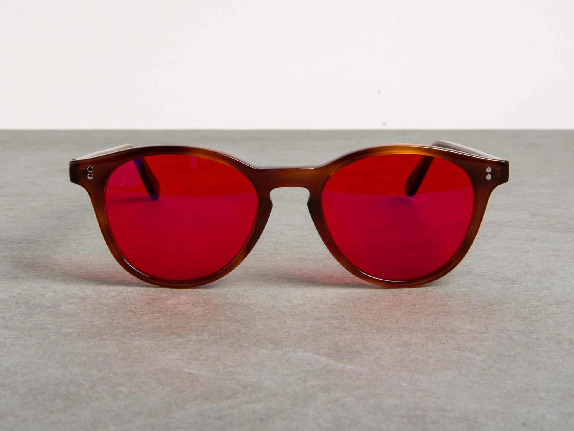 Sharma / Light Tortoise / Sleep