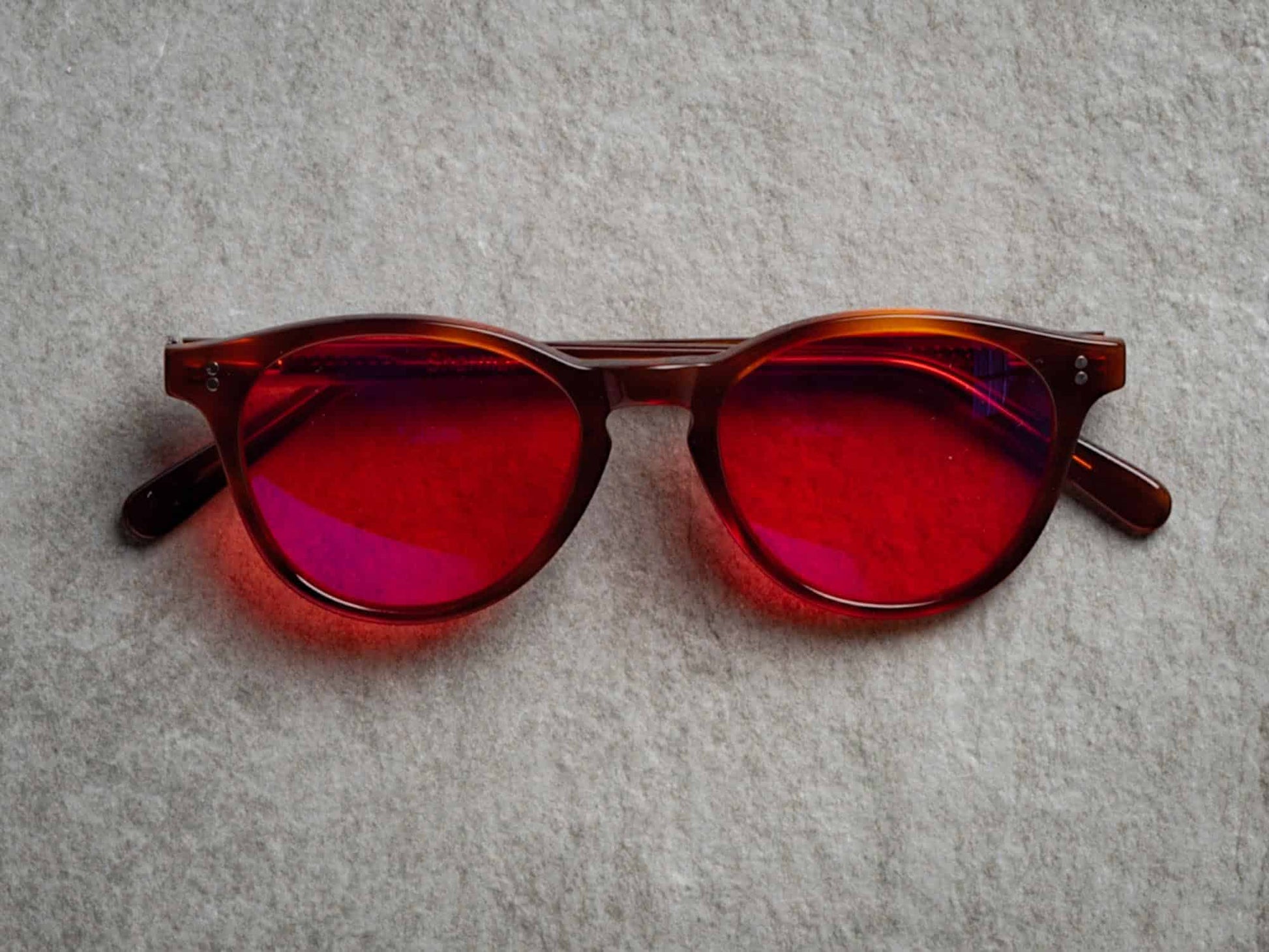 Sharma / Light Tortoise / Sleep